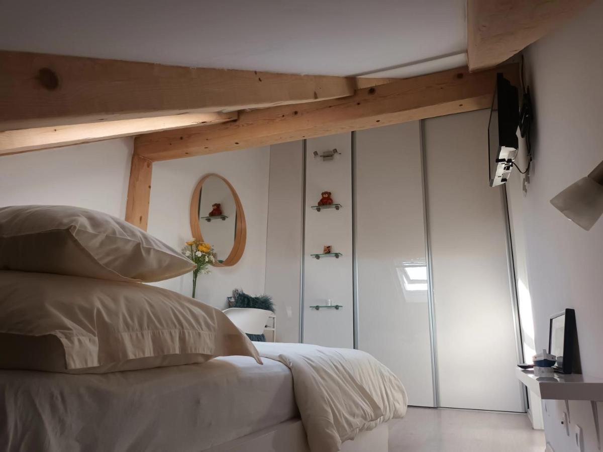 Kike Apartment Каштела Экстерьер фото